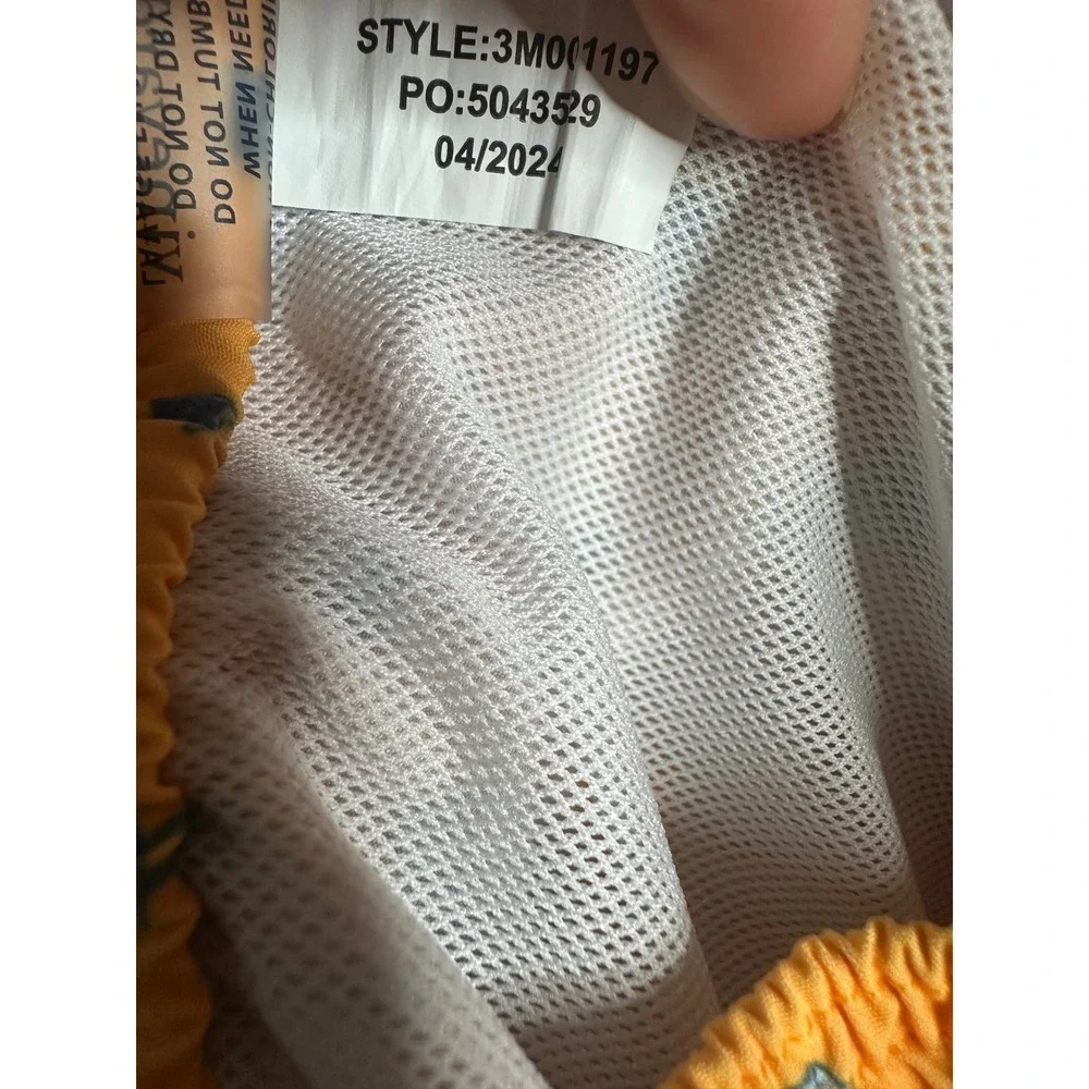Vineyard Vines Mens Yellow Seagull Print Swim Trunks Board Shorts XL 3M001197